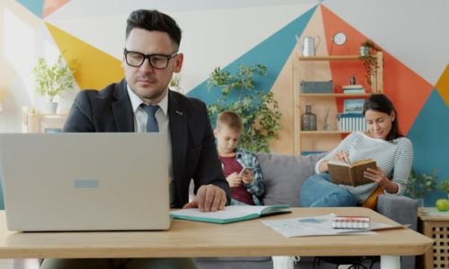 Čovjekov rad u službi osobne izgradnje – Leonnel Radinski