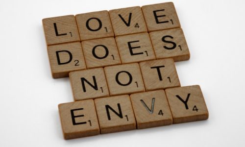 Ispit društvenosti: Koliko ljubimo bližnjega? – Marijana Kompes