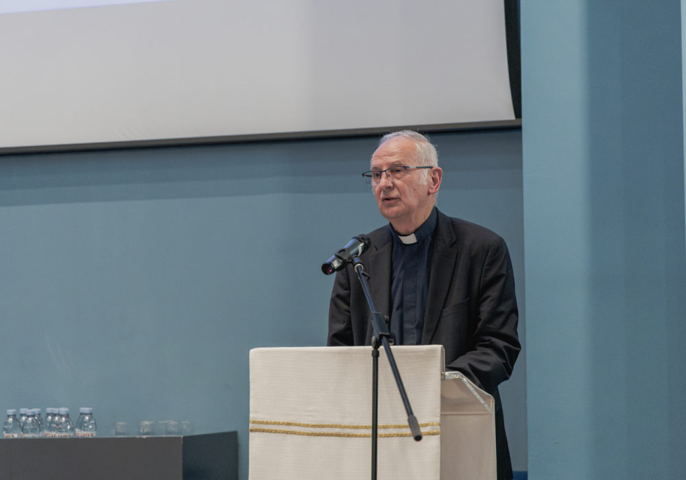 Zahvalni govor dr. Balobana na predstavljanju knjige i okruglom stolu „Socijalni nauk Crkve u demokratskoj Hrvatskoj“